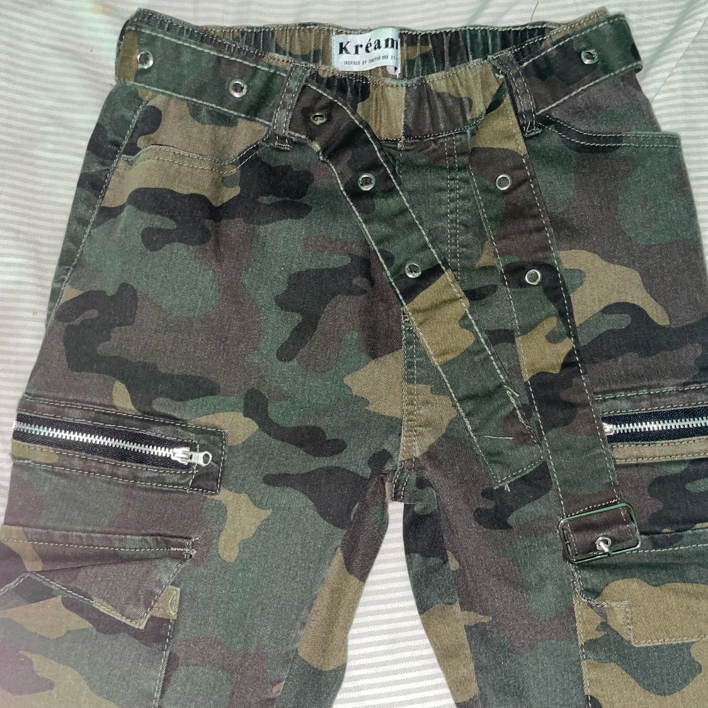 Camo Skinny Cargo Pants - Green Camouflage